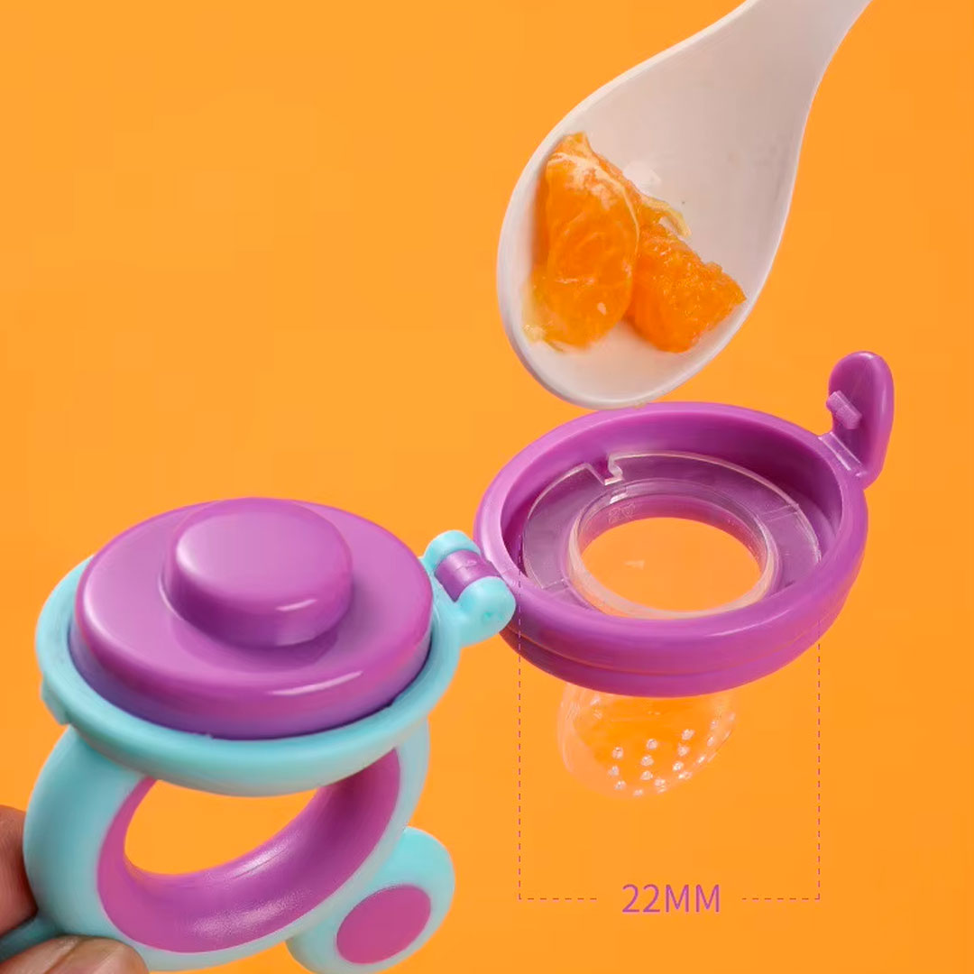 Chupa para frutas con diseño de orejitas, 100% libre de BPA, ideal para alimentación complementaria, hecha en silicona suave, colores vibrantes, con seguro antiderrame - OnlyBaby