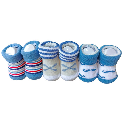 Set de 3 pares de medias para bebé, medias hechas de material suave antialérgico, con diseños y colores llamativos para tu bebé, ideales para el día a día, en caja lista para regalar - Hudson Baby